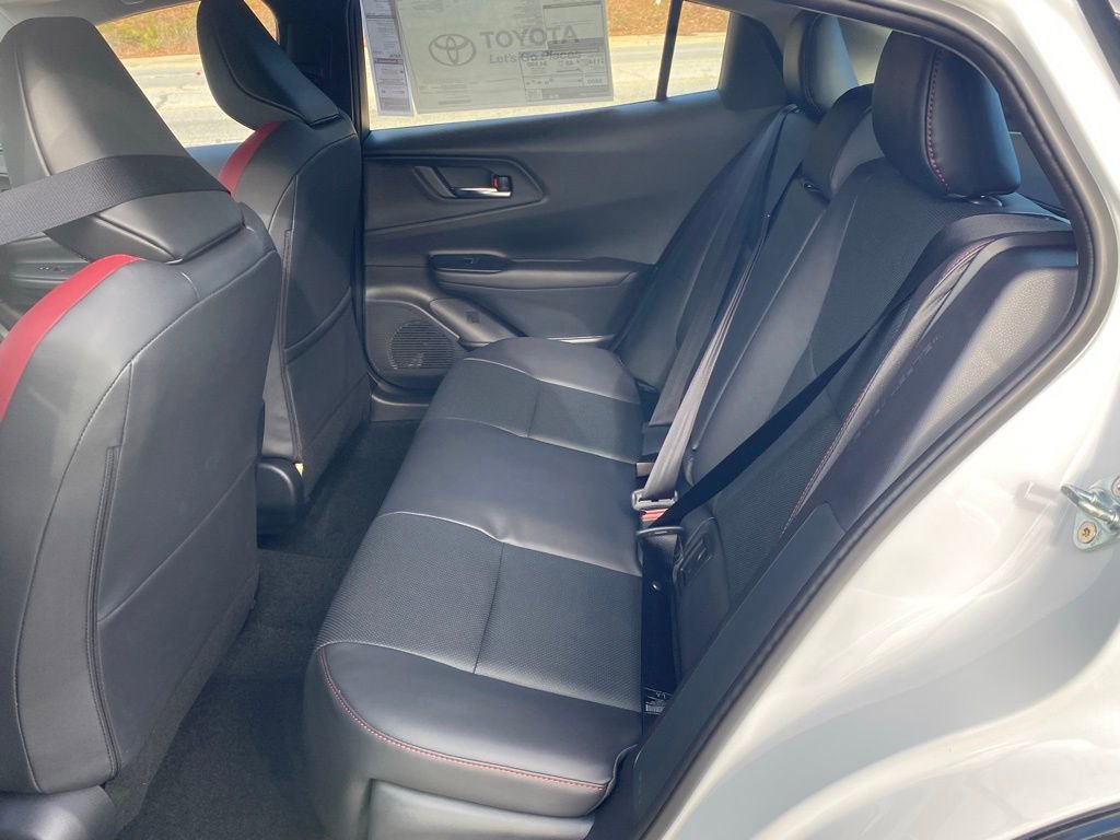 New 2026 Toyota Prius Plug-In Hybrid FWD image 8
