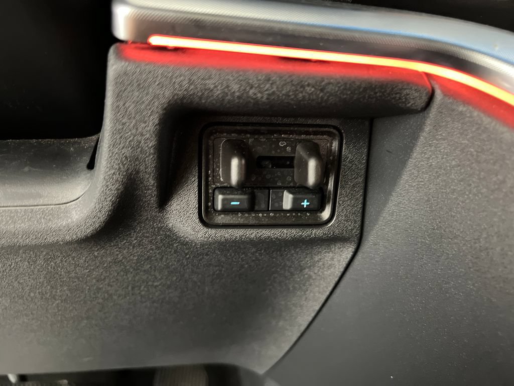 Used 2025 Ford Expedition Tremor AWD/4WD image 68