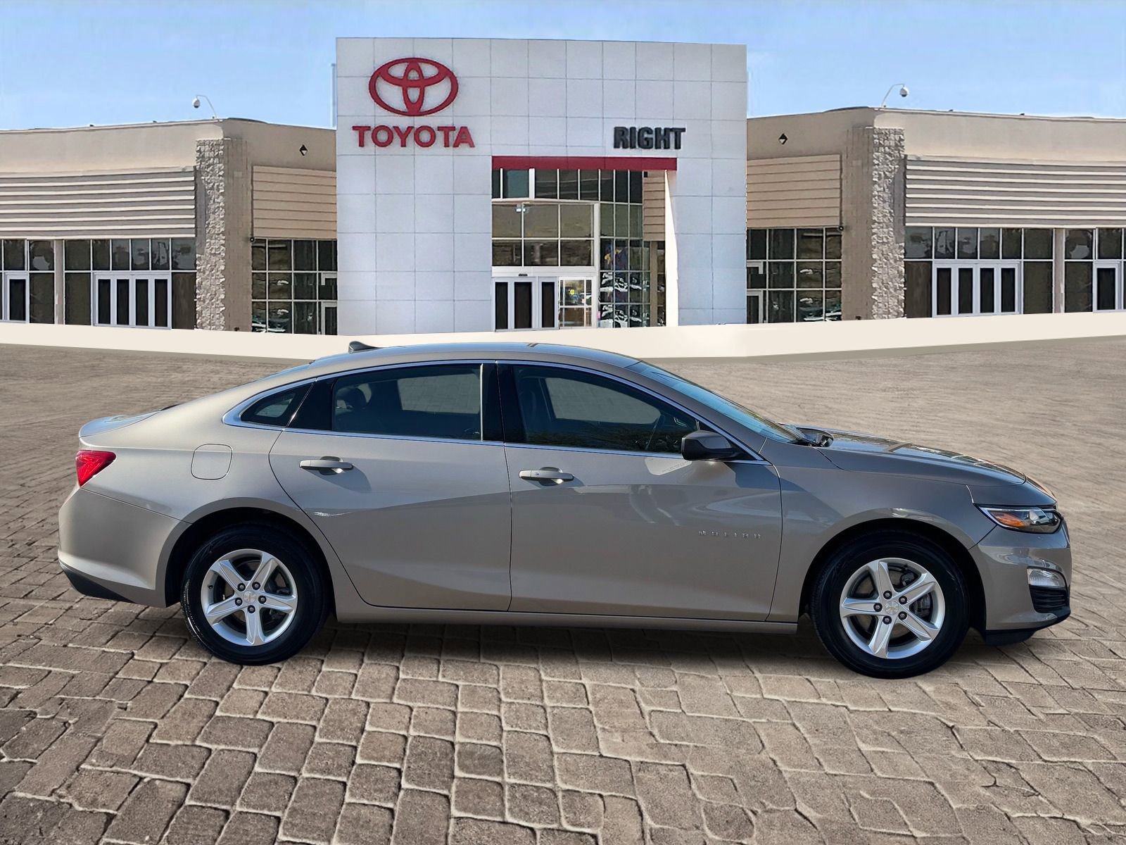 Used 2022 Chevrolet Malibu LS w/ Driver Confidence Package II image 8