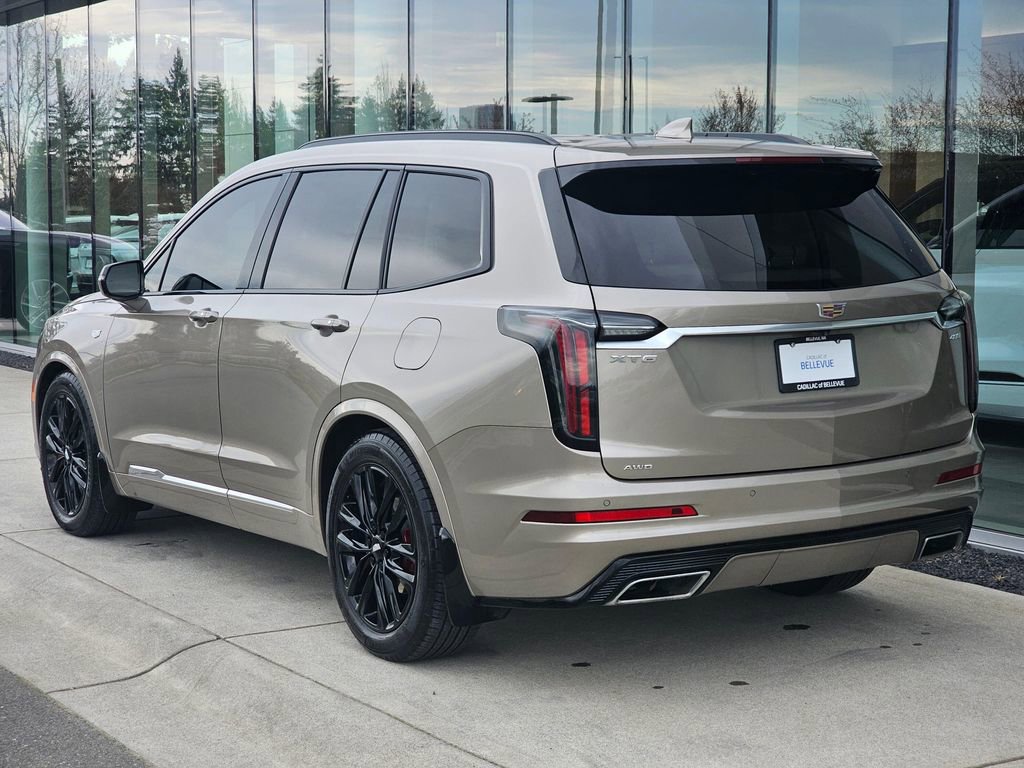 Used 2023 Cadillac XT6 Sport AWD/4WD image 3