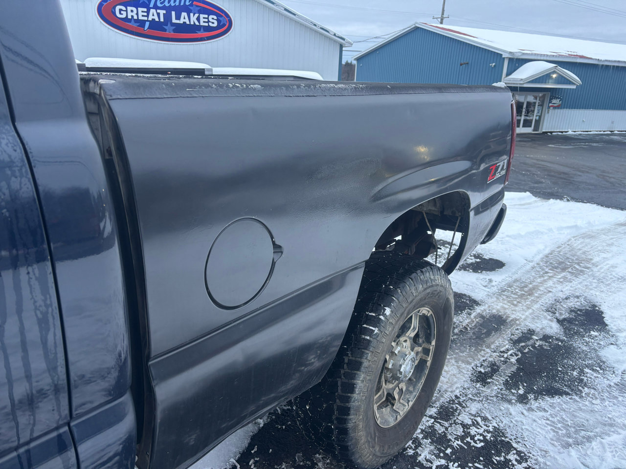 Used 2006 GMC Sierra 2500 SLE w/ Onstar Plus Package image 12