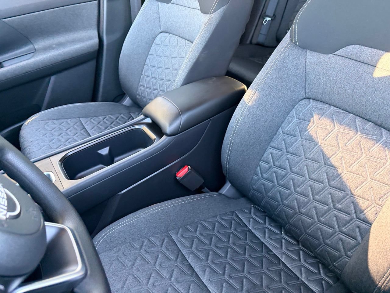 Certified 2025 Nissan Kicks SV FWD image 17