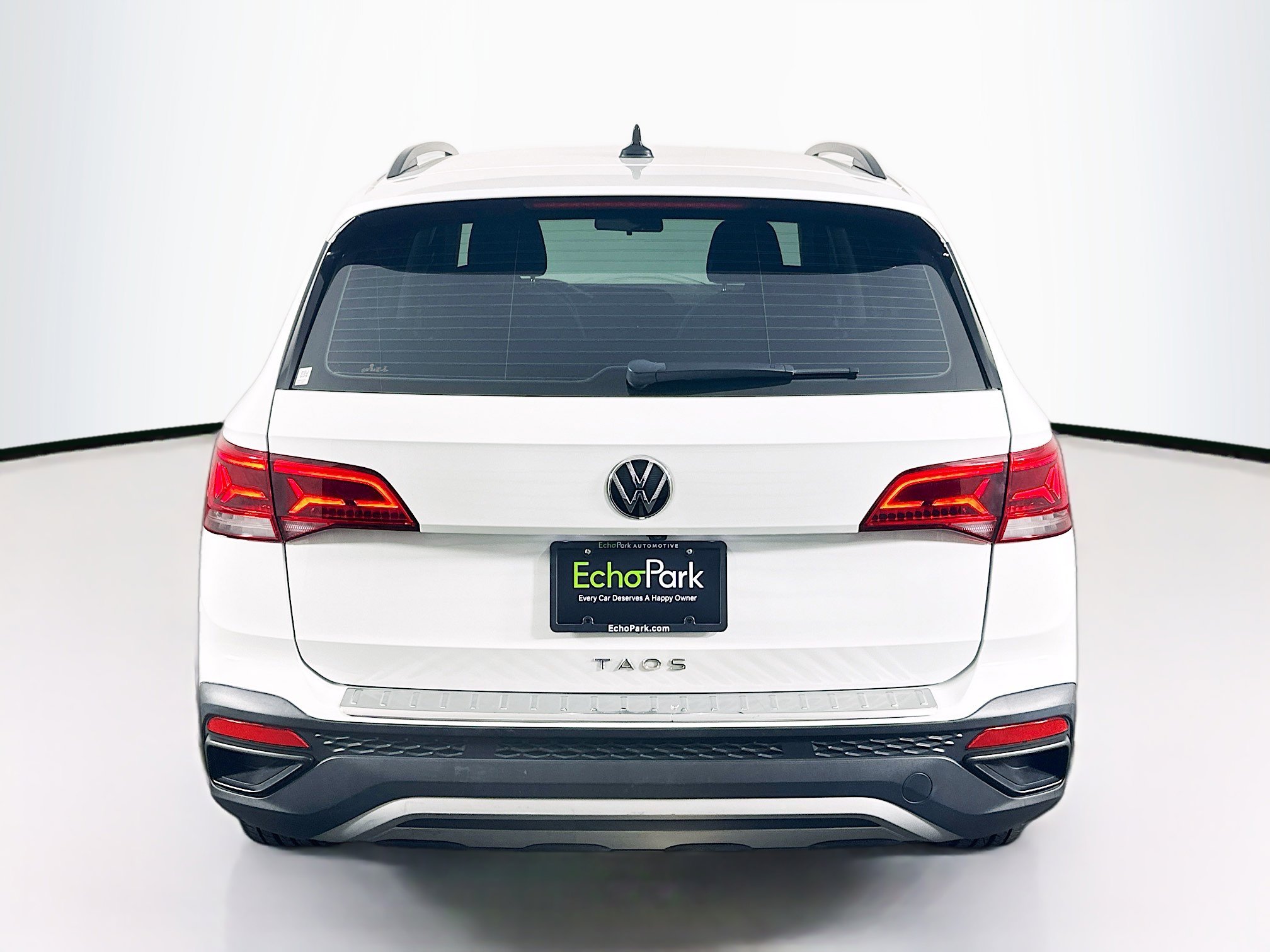 Used 2022 Volkswagen Taos S FWD image 7