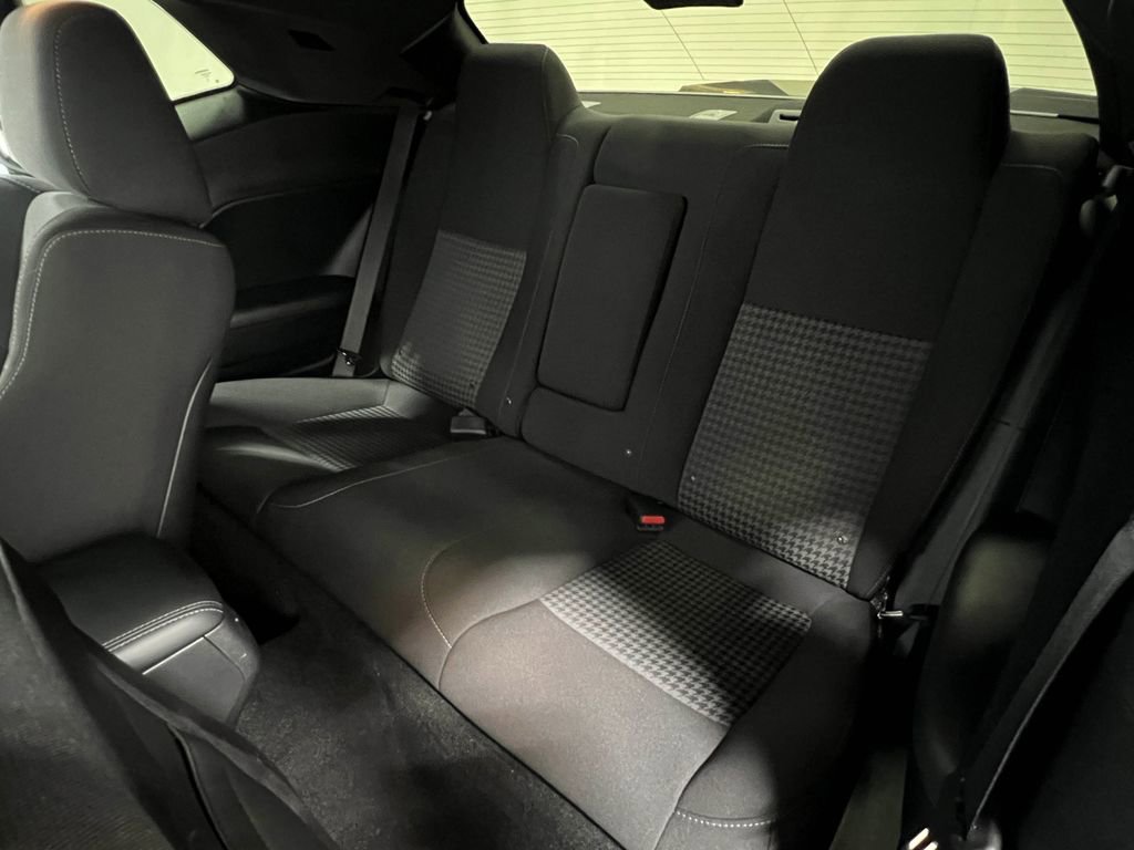 Used 2023 Dodge Challenger R/T w/ Plus Package image 32