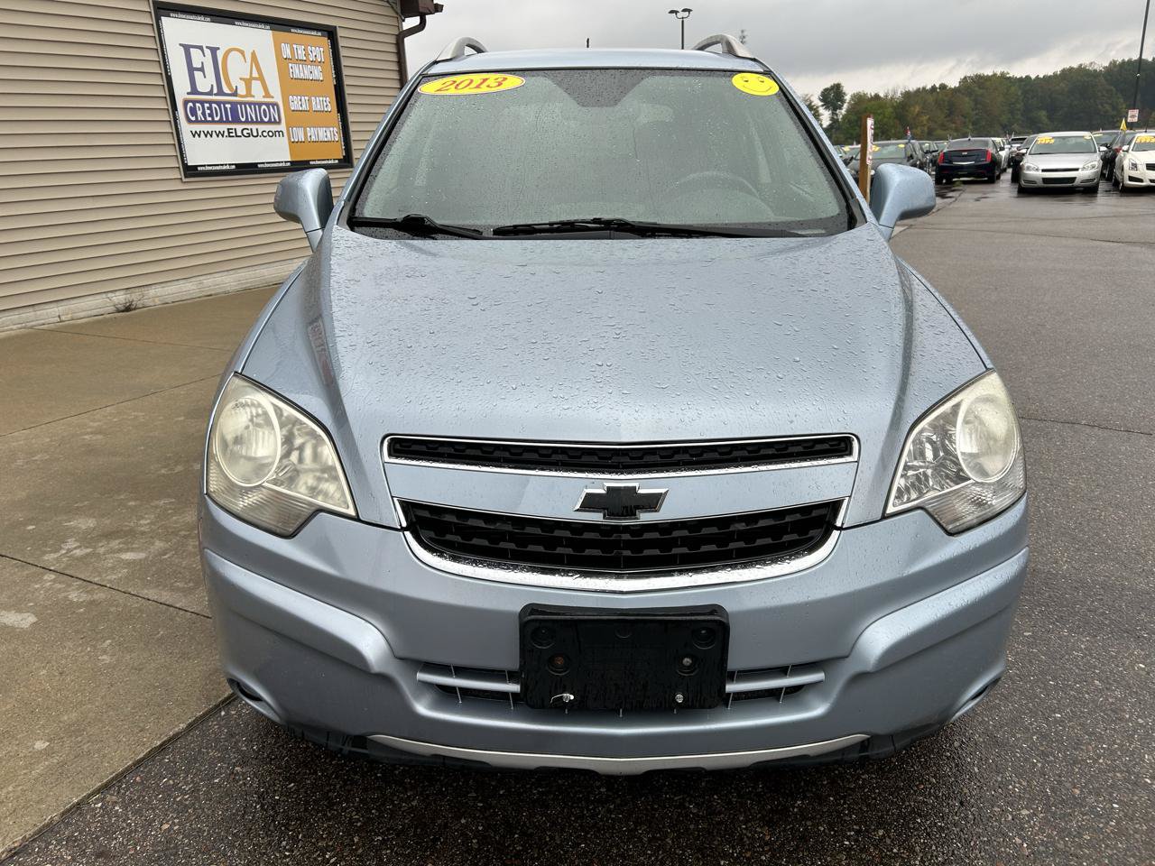 Used 2013 Chevrolet Captiva Sport LT FWD image 2