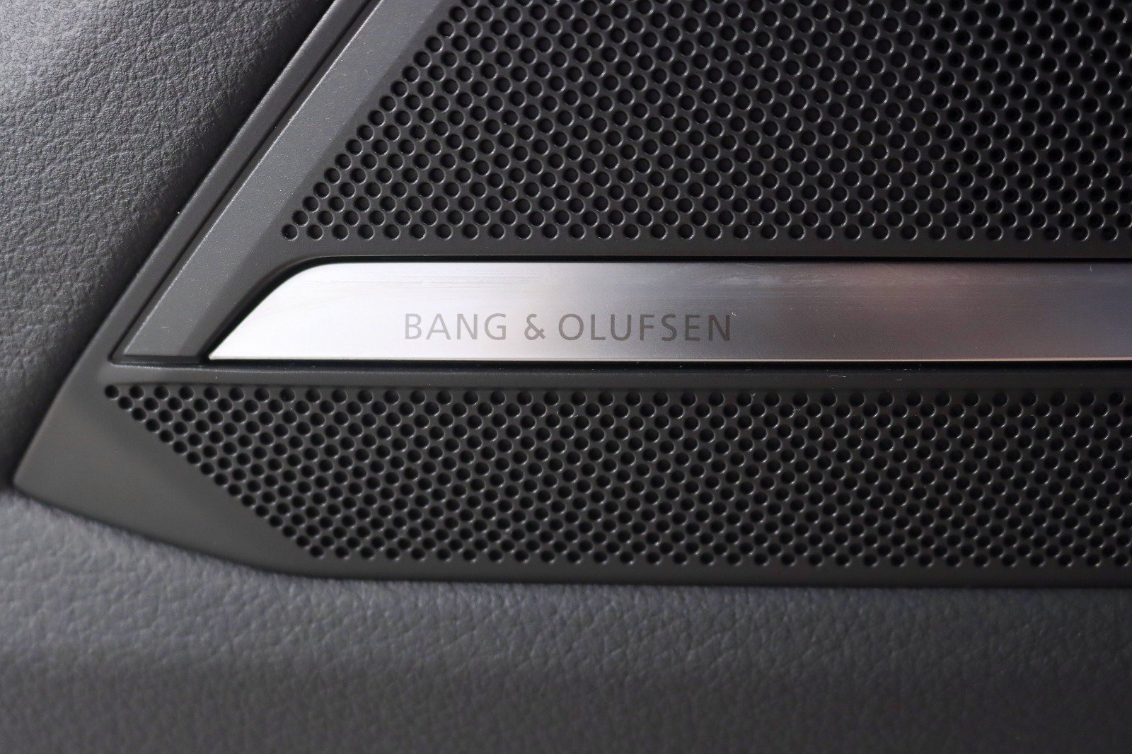 Used 2020 Audi A6 2.0T Premium Plus AWD/4WD image 33