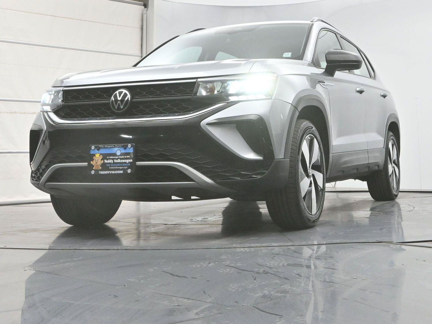 Used 2023 Volkswagen Taos S w/ Driver Assistance Package AWD/4WD image 29