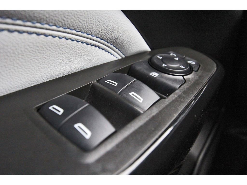 Used 2025 Chevrolet Trax LT w/ Driver Confidence Package image 19