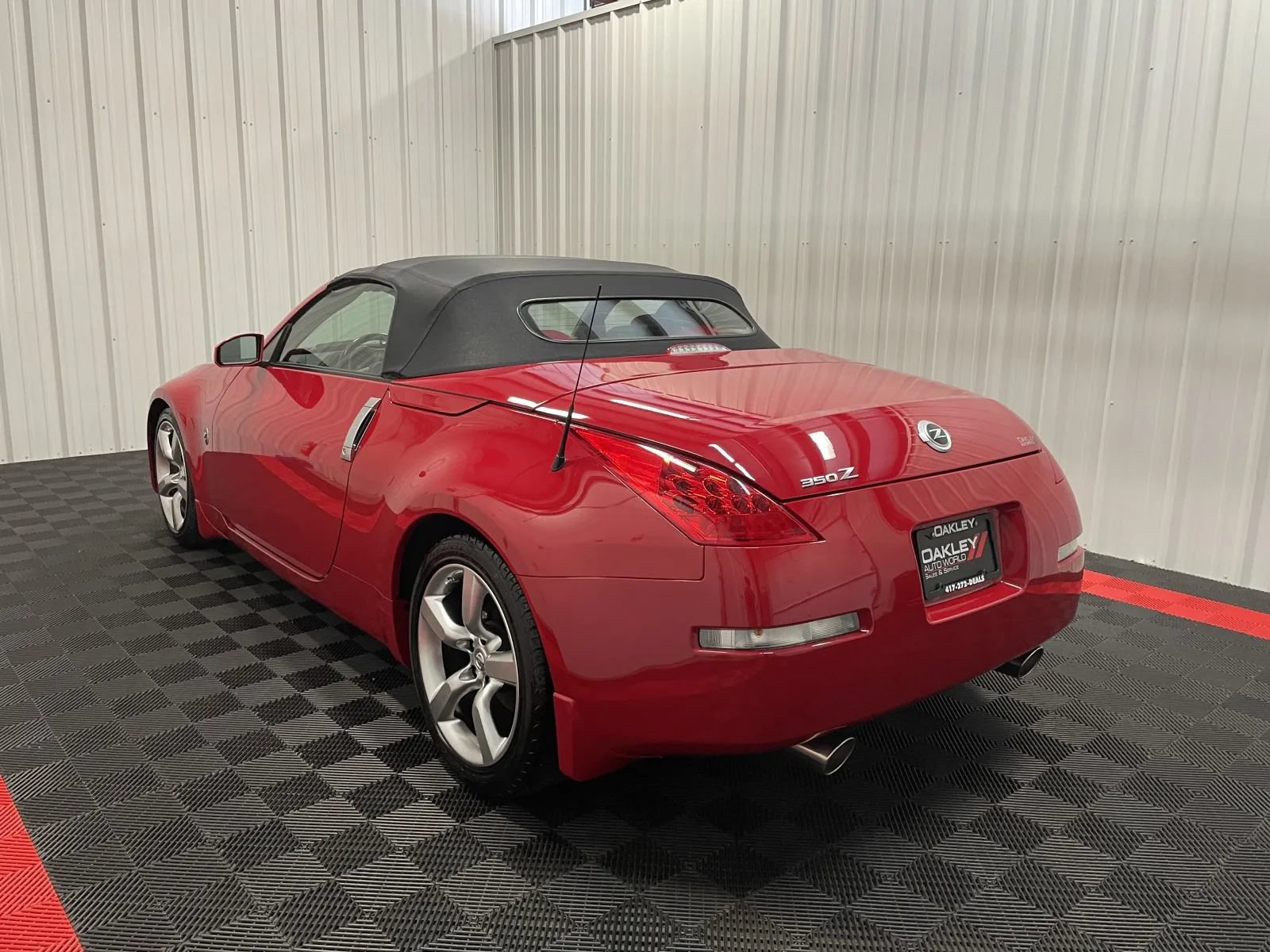 Used 2007 Nissan 350Z Enthusiast RWD image 6