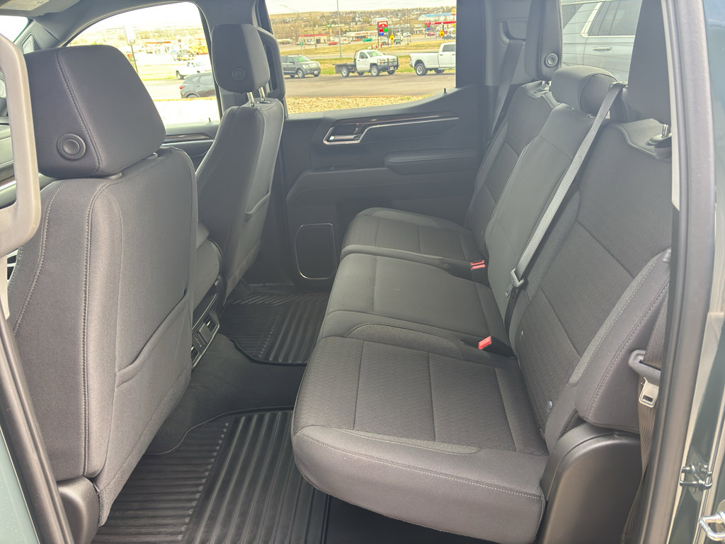 Used 2025 Chevrolet Silverado 1500 LT image 11