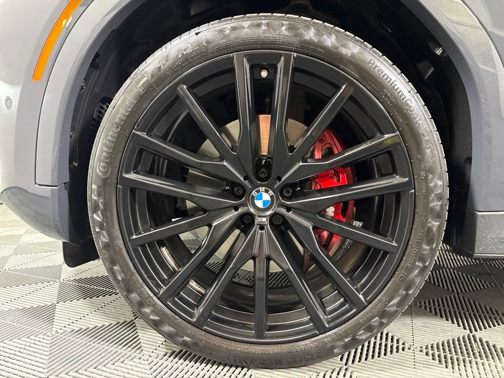 Certified 2026 BMW X6 xDrive40i w/ Executive Package AWD/4WD image 8