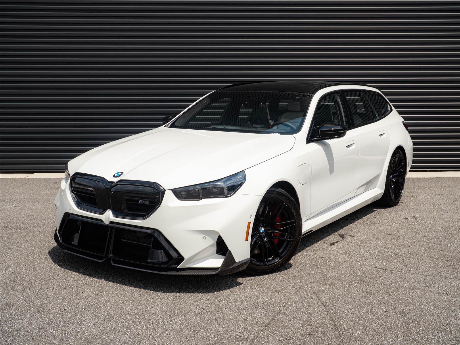 Used 2026 BMW M5 Touring w/ M Driver's Package AWD/4WD image 1