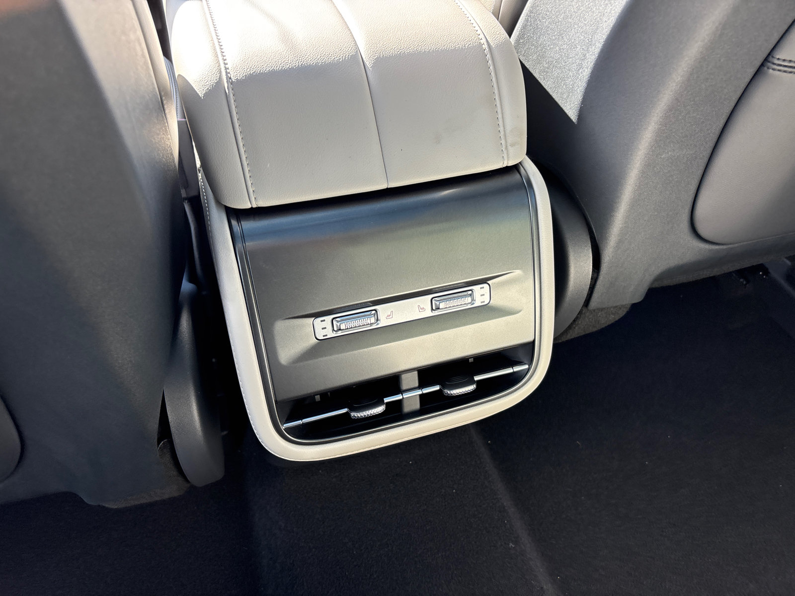 New 2026 Lincoln Nautilus Reserve w/ Jet Appearance Package AWD/4WD image 32
