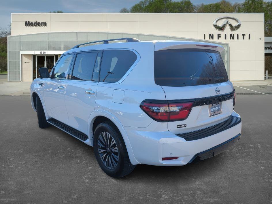 Used 2024 Nissan Armada SL w/ Midnight Edition Package image 5