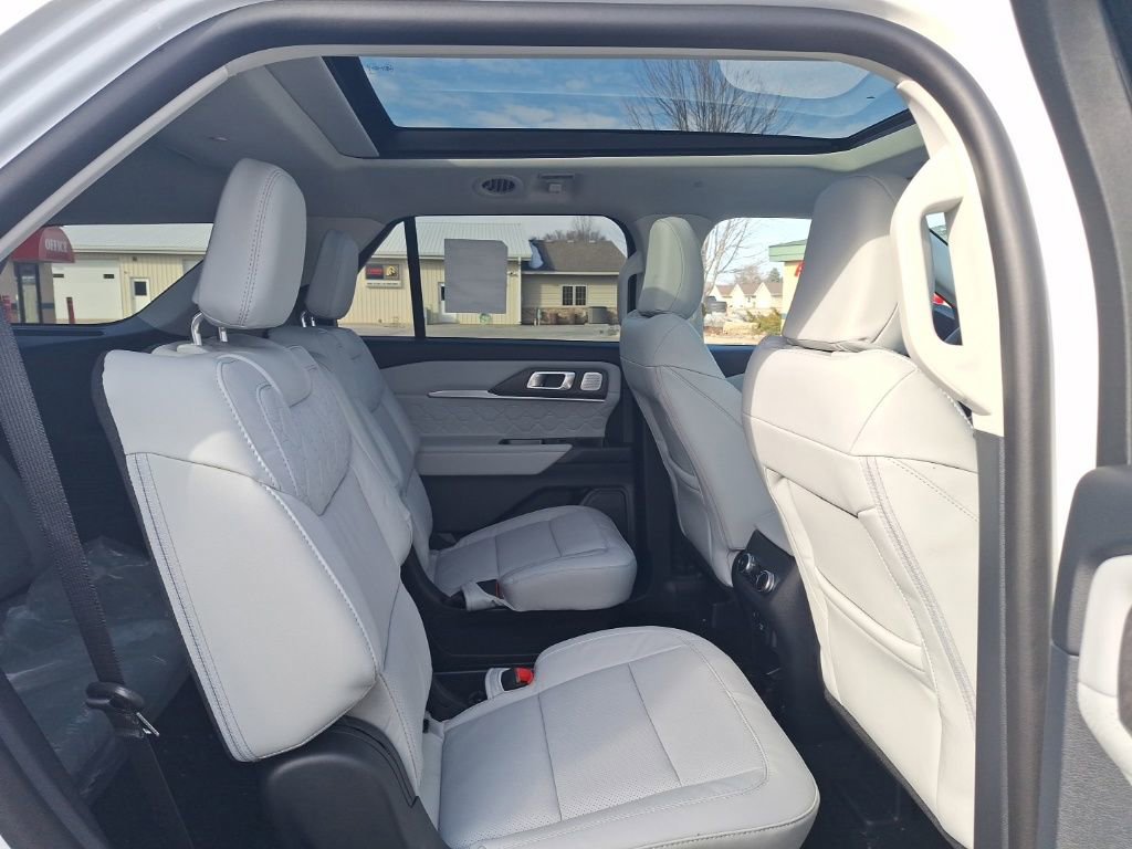 New 2026 Ford Explorer Platinum w/ LUX Leather Package image 15