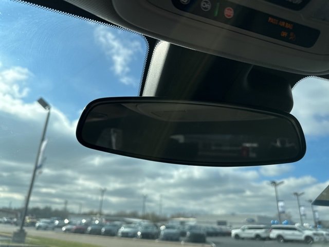 Used 2024 Chevrolet Malibu LT image 16