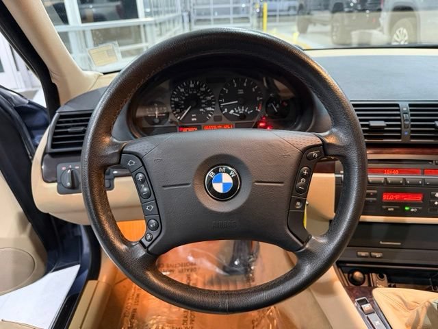 Used 2005 BMW 325xi Sedan AWD/4WD image 17