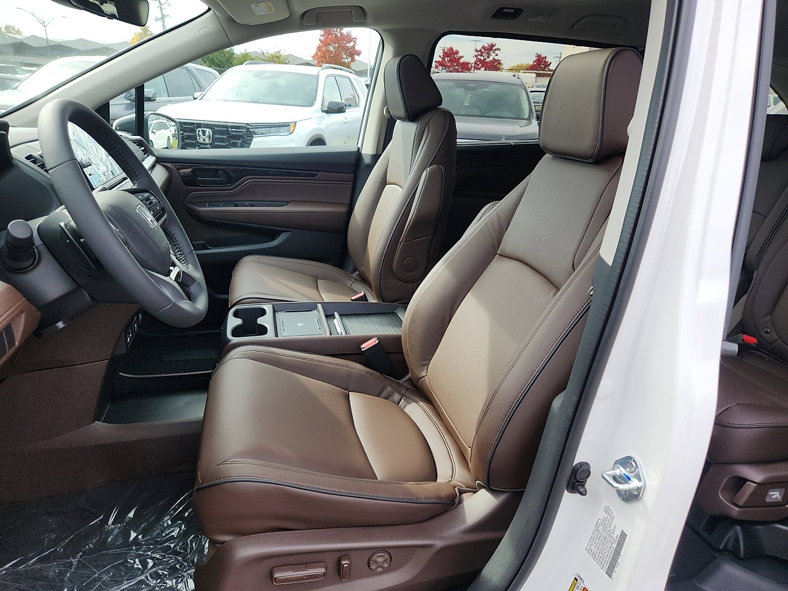 New 2026 Honda Odyssey Touring image 9