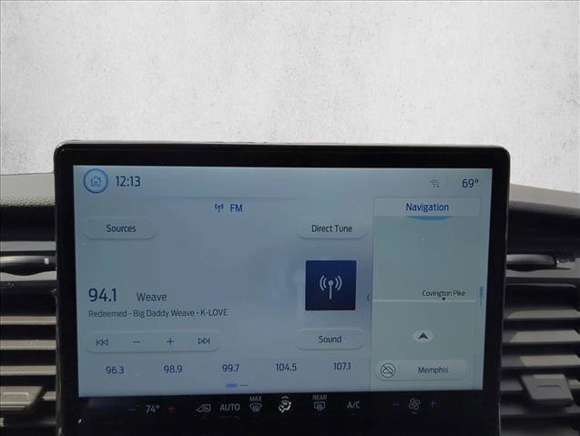 Used 2023 Ford Transit 350 XLT image 11