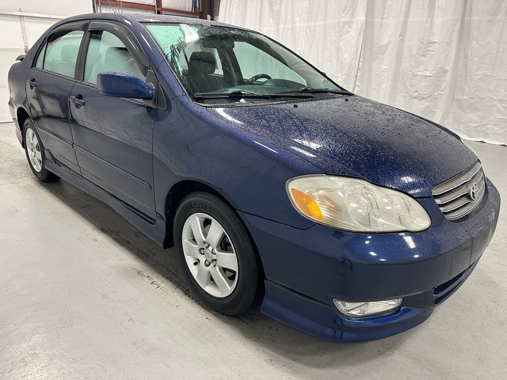 Used 2004 Toyota Corolla CE image 1