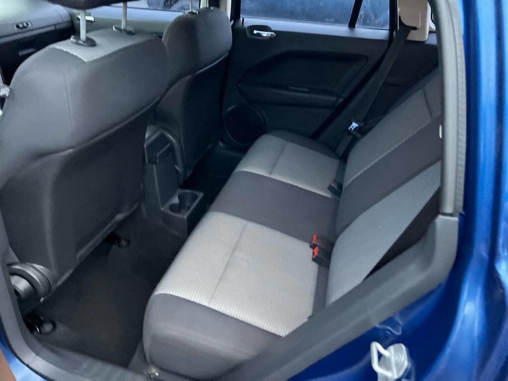 Used 2009 Dodge Caliber SXT w/ Driver Convenience Group image 18