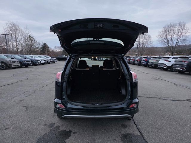 Used 2018 Toyota RAV4 XLE w/ Plus Extra Value Package image 10