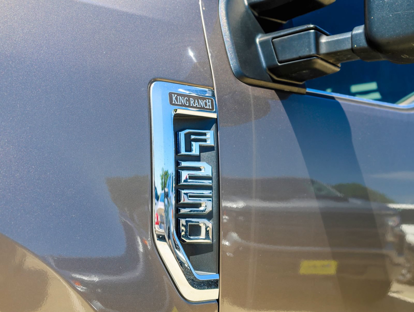 Used 2019 Ford F250 King Ranch AWD/4WD image 3