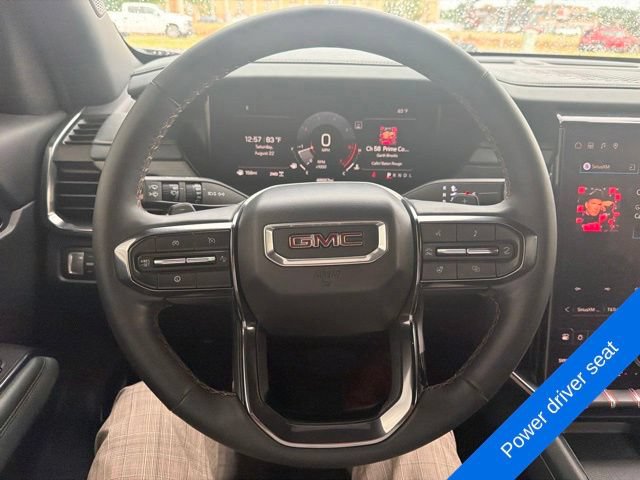 Used 2024 GMC Acadia AT4 w/ Luxury Package AWD/4WD image 10