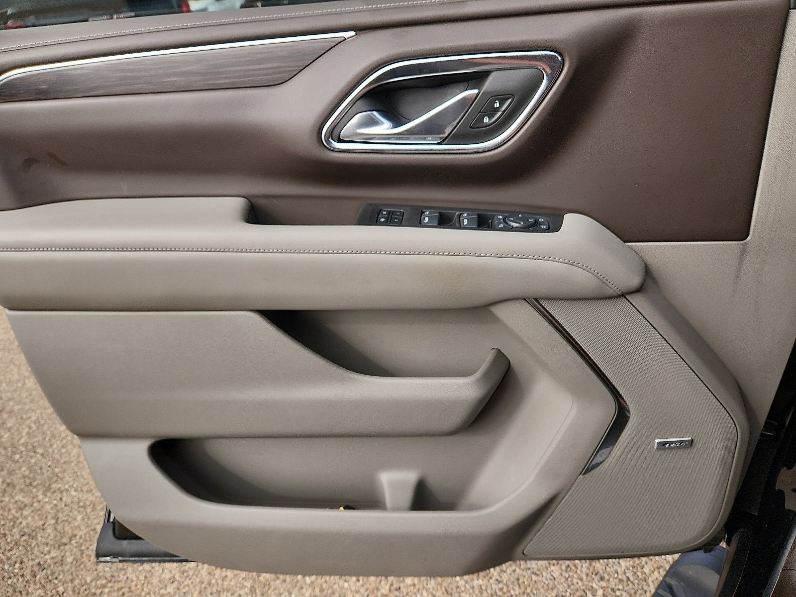 Used 2024 Chevrolet Tahoe Z71 w/ Off-Road Capability Package image 16