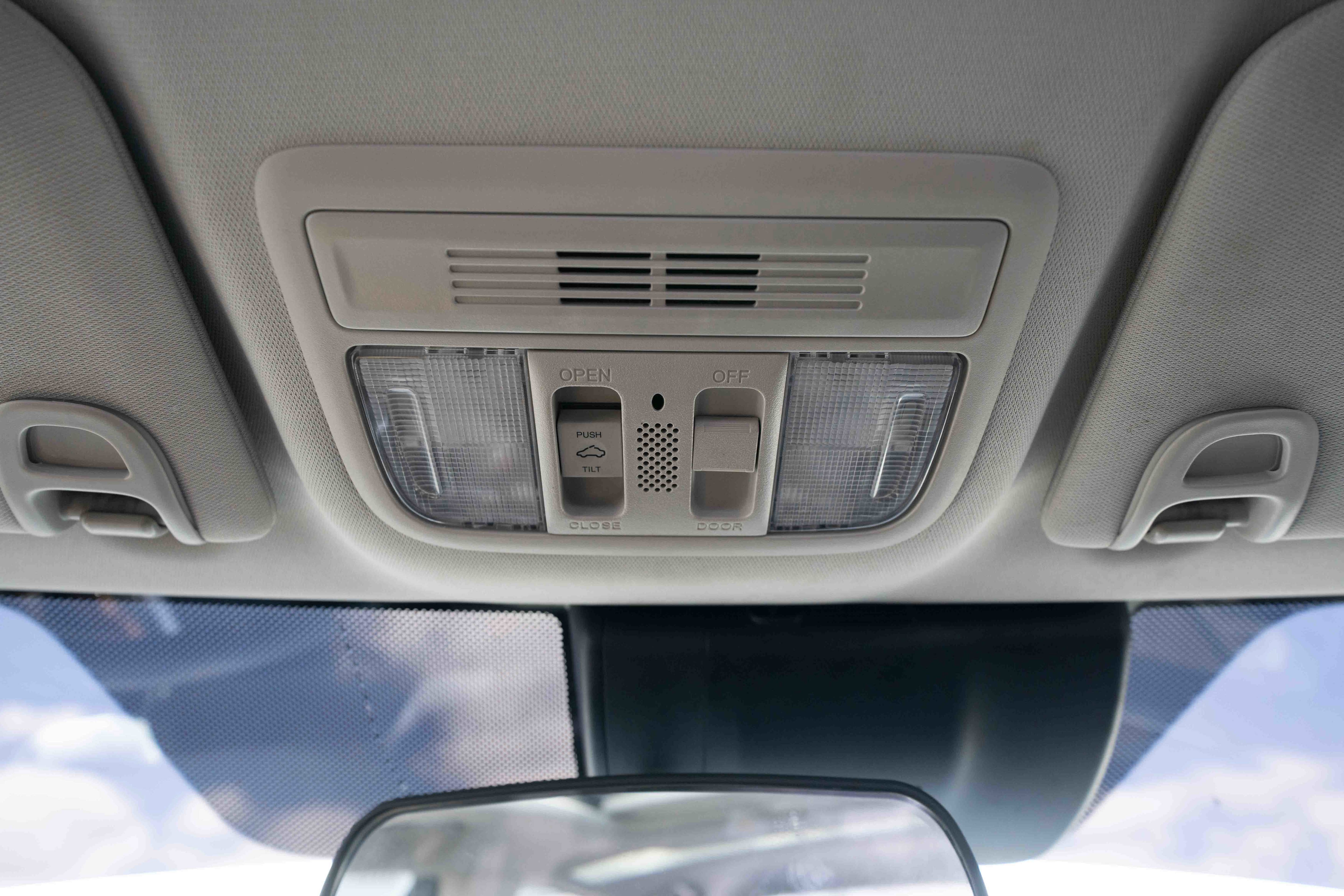 Used 2019 Honda Civic EX image 18