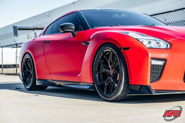 Used 2020 Nissan GT-R Premium w/ Premium Interior Package image 70