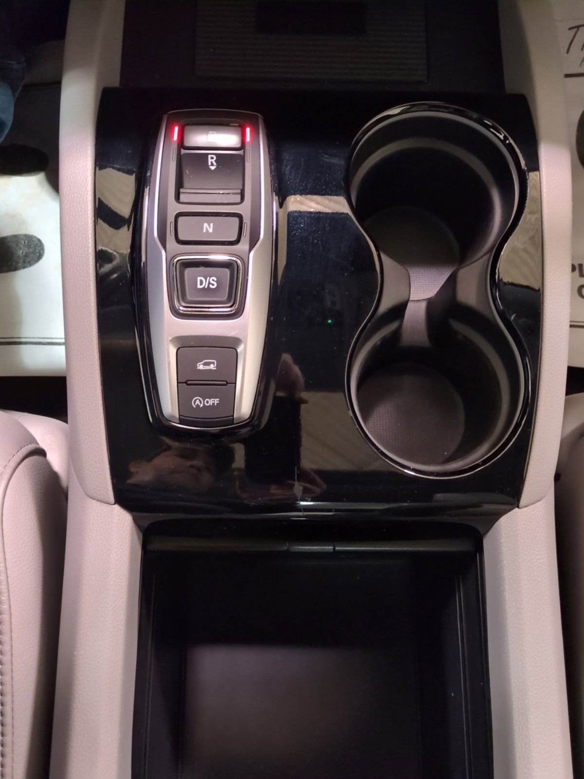 Used 2019 Honda Pilot Elite image 24