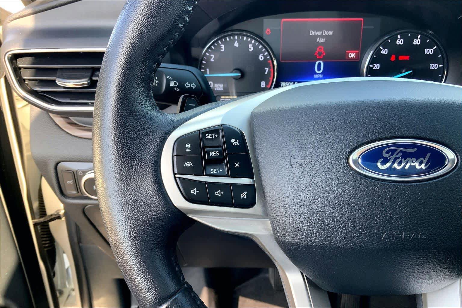 Used 2021 Ford Explorer Limited w/ Equipment Group 301A RWD image 24