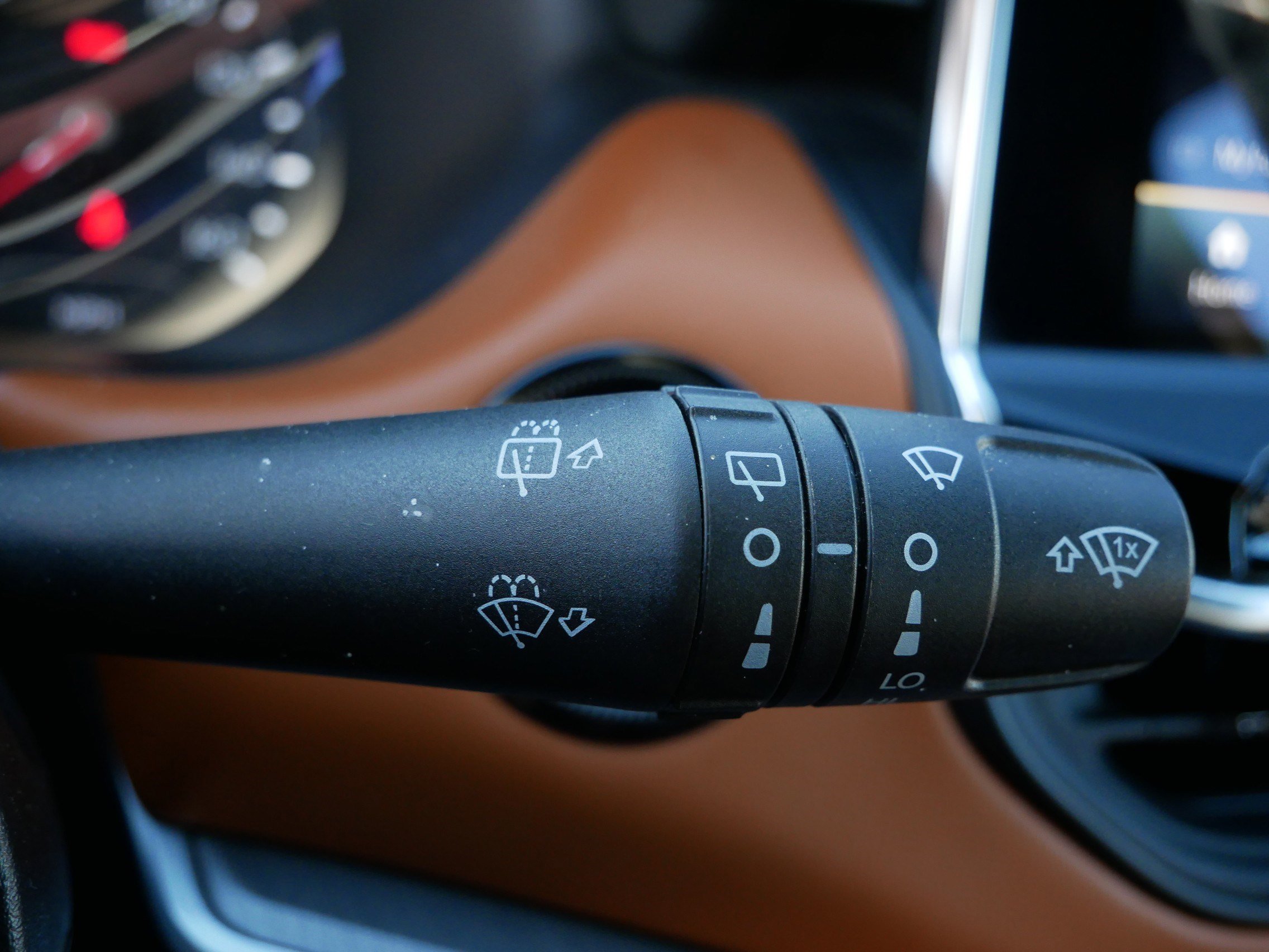 Used 2024 Jeep Compass Limited image 32