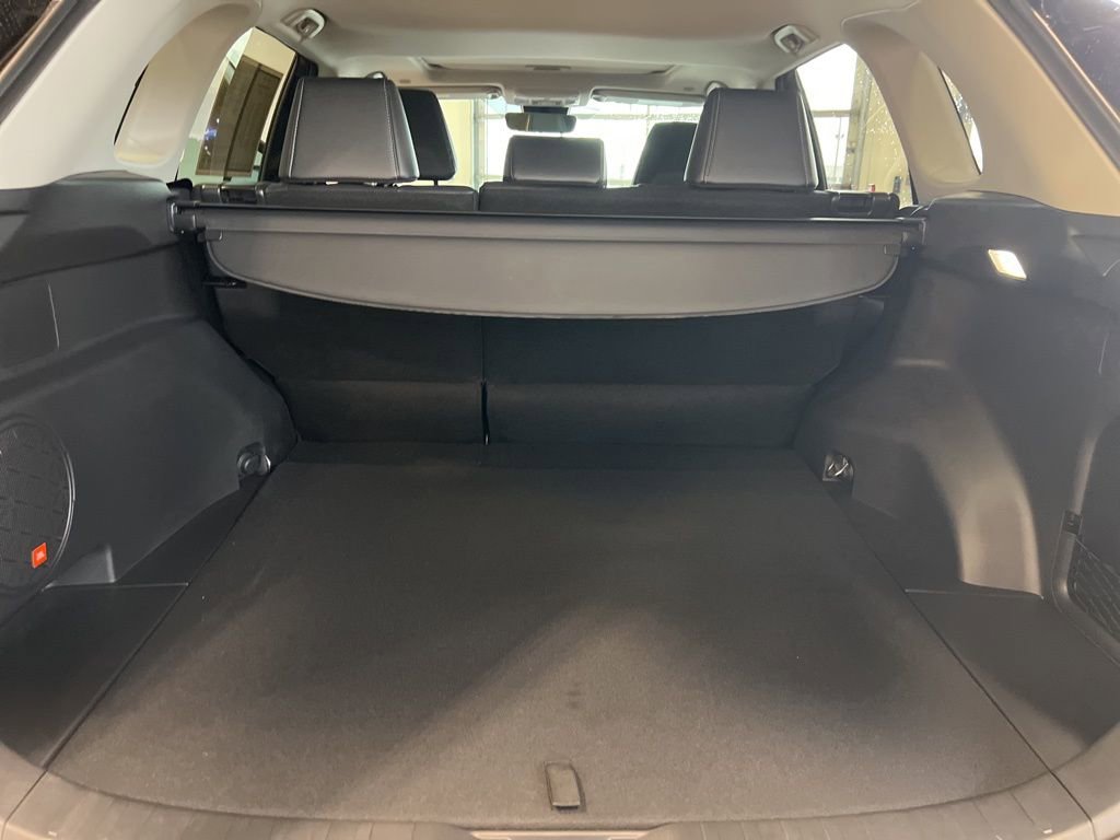 Used 2025 Toyota RAV4 Limited image 24