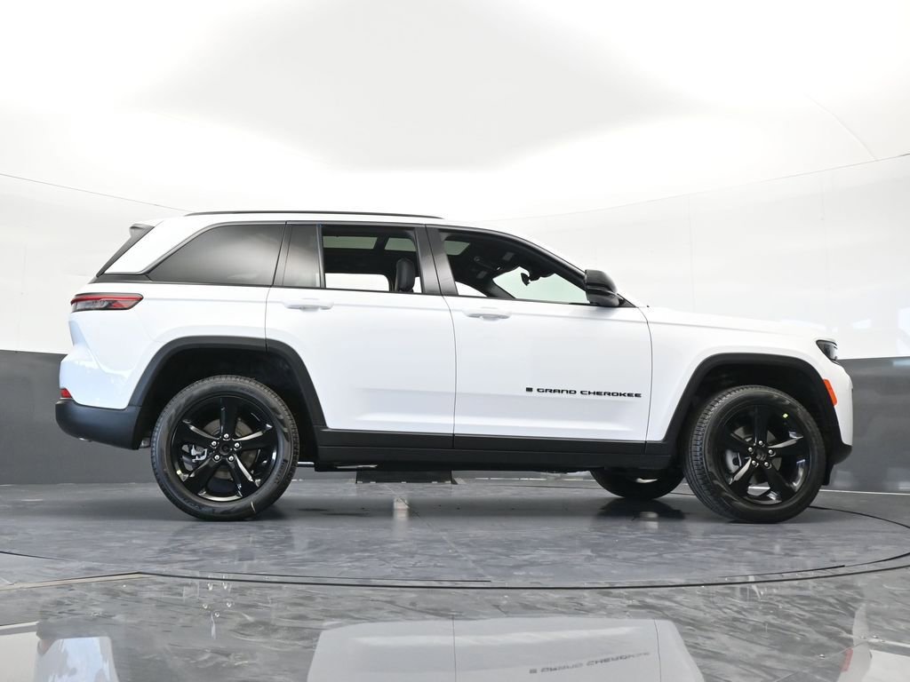 New 2026 Jeep Grand Cherokee Limited w/ Limited Altitude Package RWD image 56