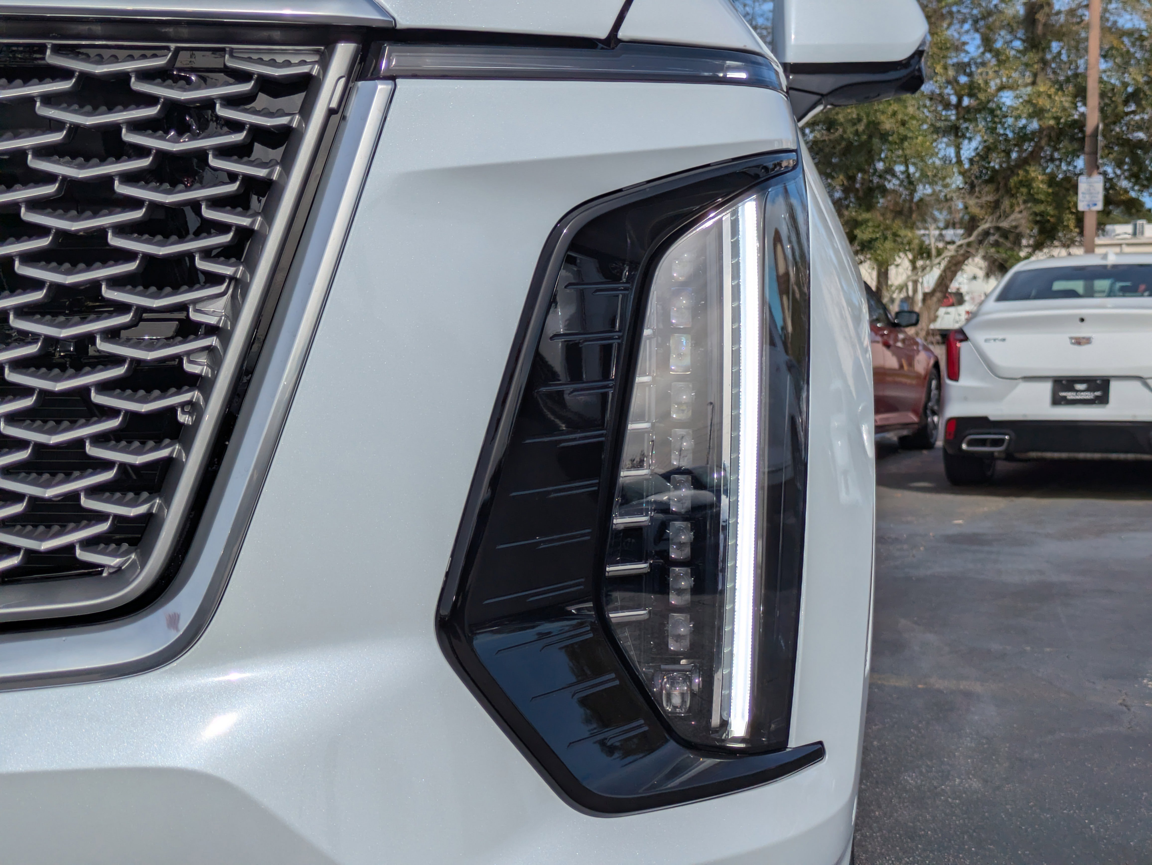 New 2026 Cadillac Escalade ESV Luxury w/ LPO, Radiant Package image 33