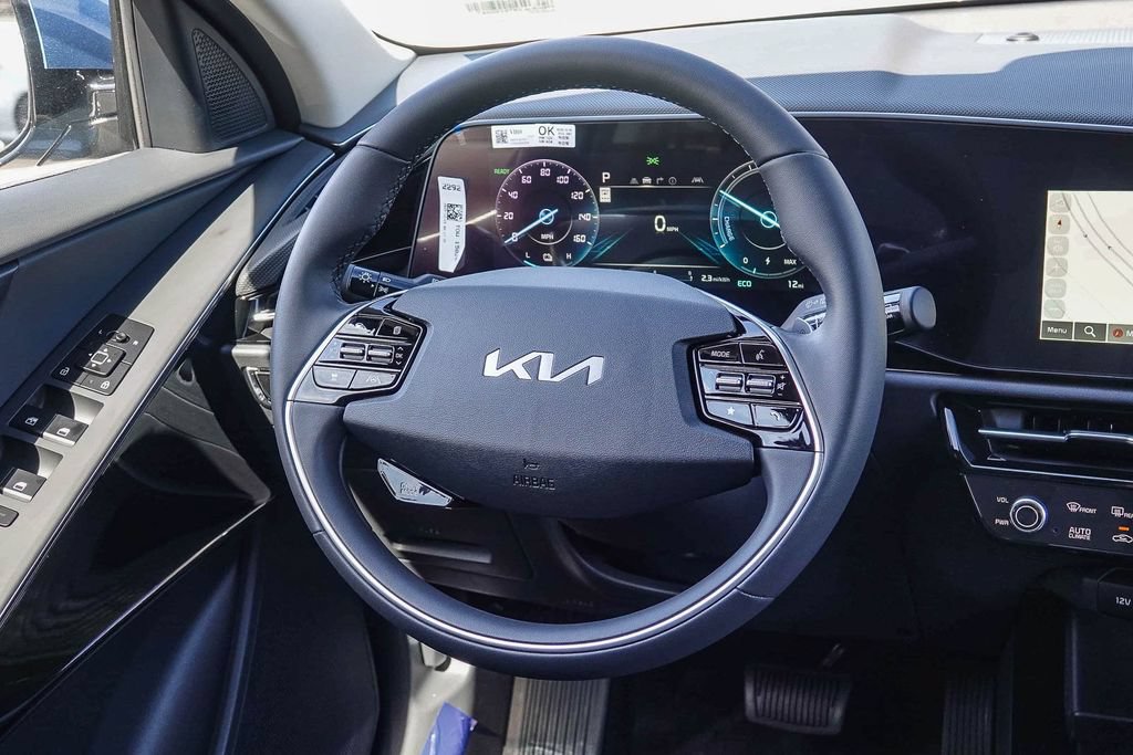 New 2026 Kia Niro Wind FWD image 7