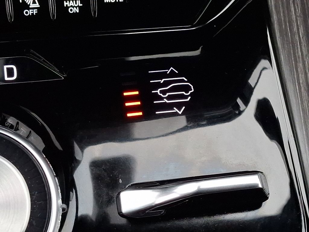 Used 2024 Jeep Wagoneer Series III image 31