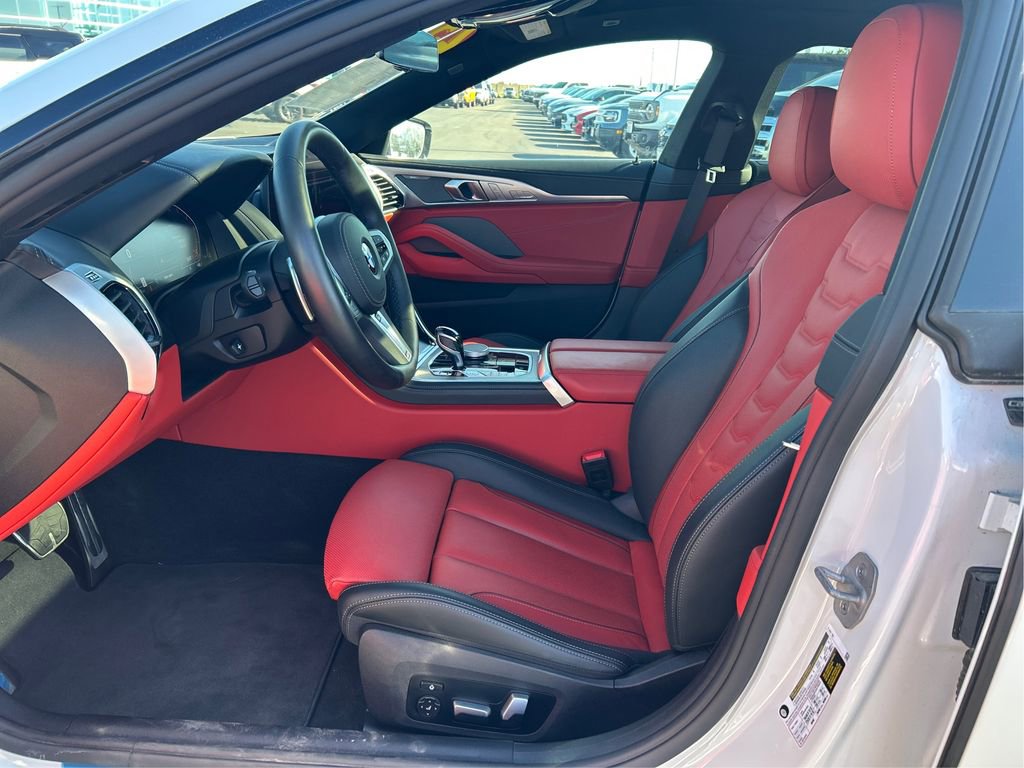 Used 2025 BMW 840i 840i w/ M Sport Professional Package image 9