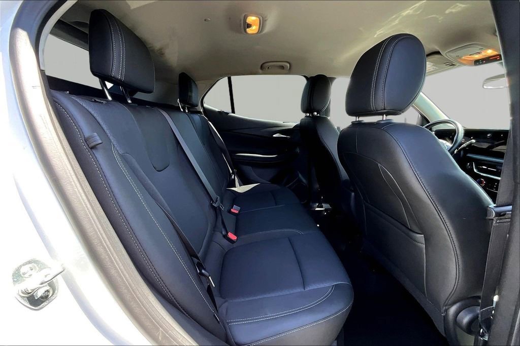 Used 2024 Buick Encore GX Preferred FWD image 21