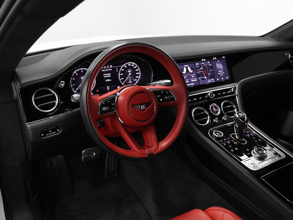Used 2022 Bentley Continental GT image 2