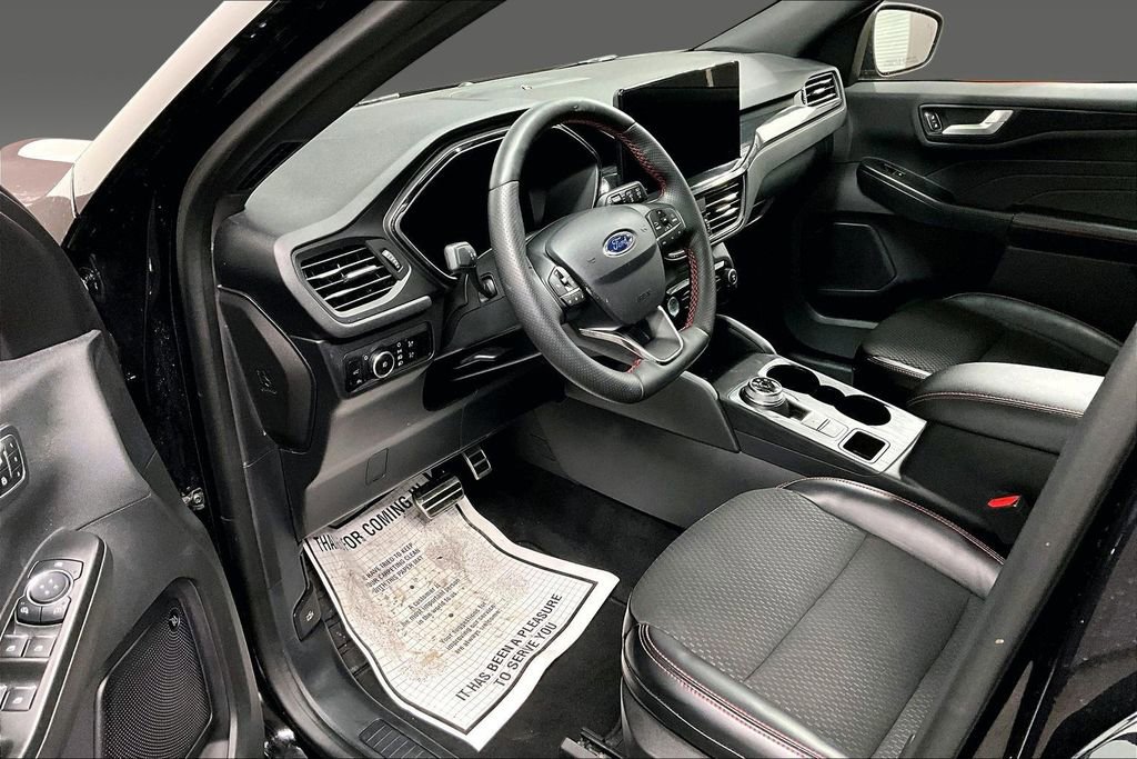 Used 2024 Ford Escape ST-Line Select w/ Tech Pack #2 image 7