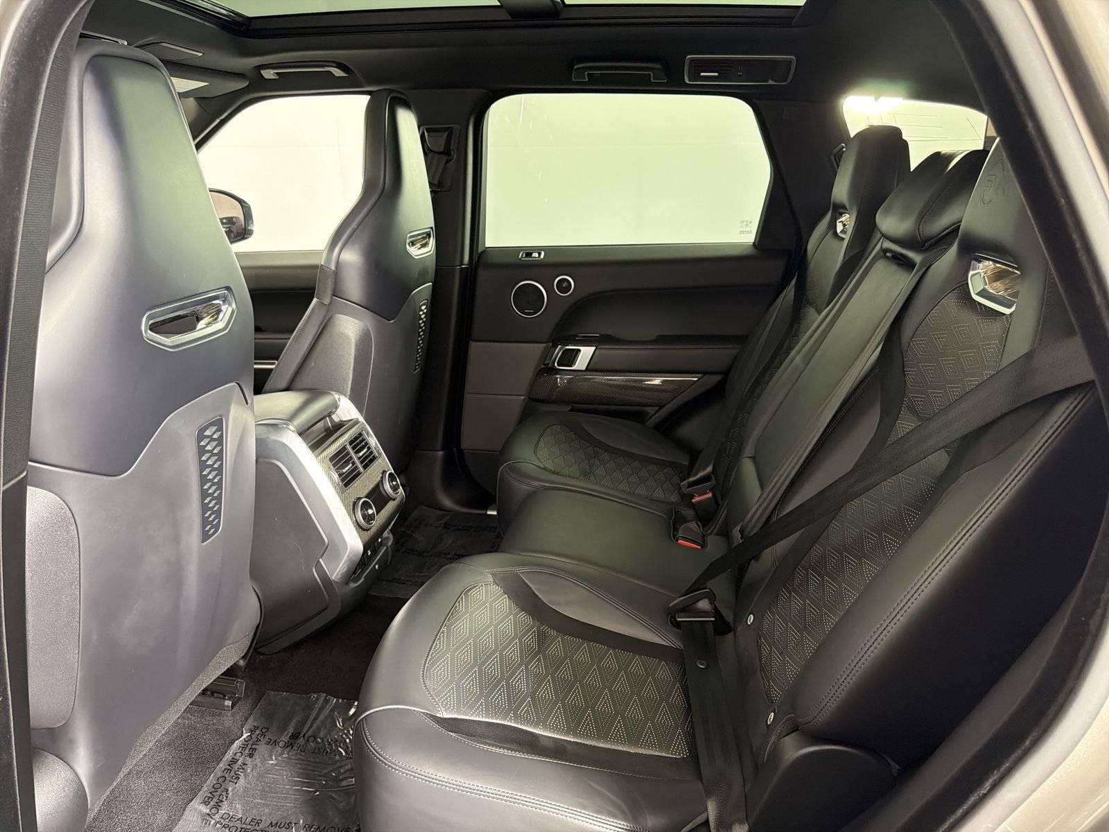 Used 2020 Land Rover Range Rover Sport SVR image 26