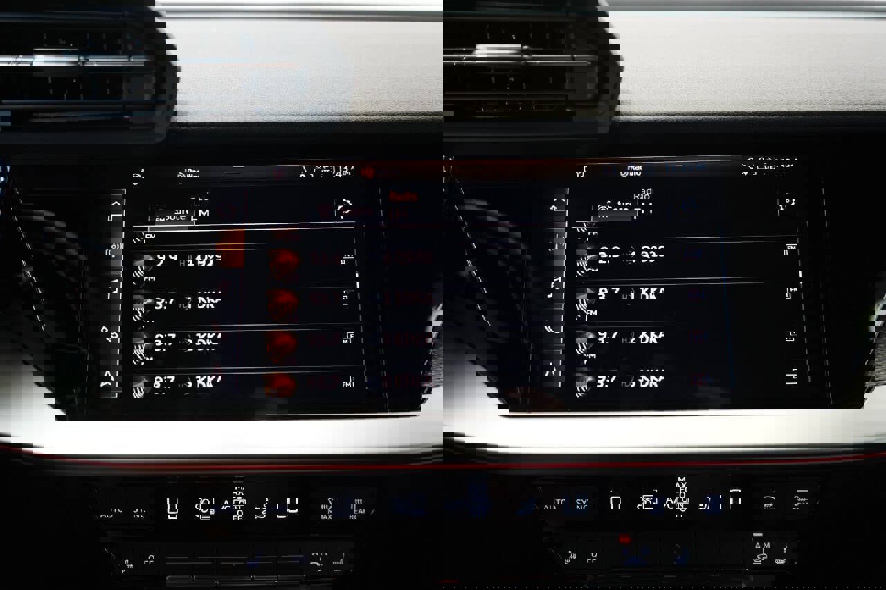 Used 2023 Audi RS 3 image 92