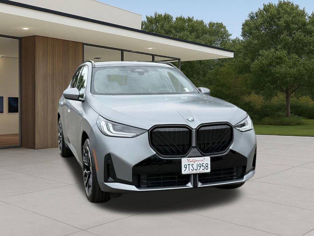 Used 2025 BMW X3 xDrive30i w/ M Sport Package image 5