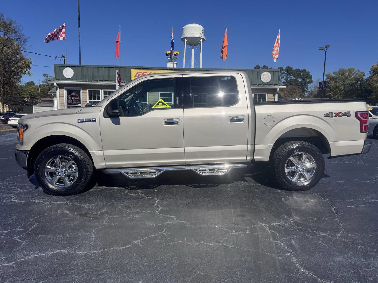 Used 2018 Ford F150 XLT w/ Equipment Group 302A Luxury image 2