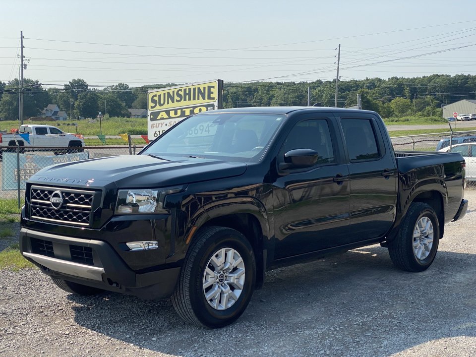 Used 2022 Nissan Frontier SV RWD image 3