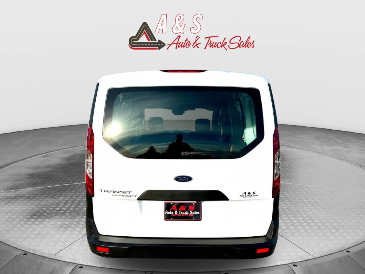 Used 2019 Ford Transit Connect XL image 6