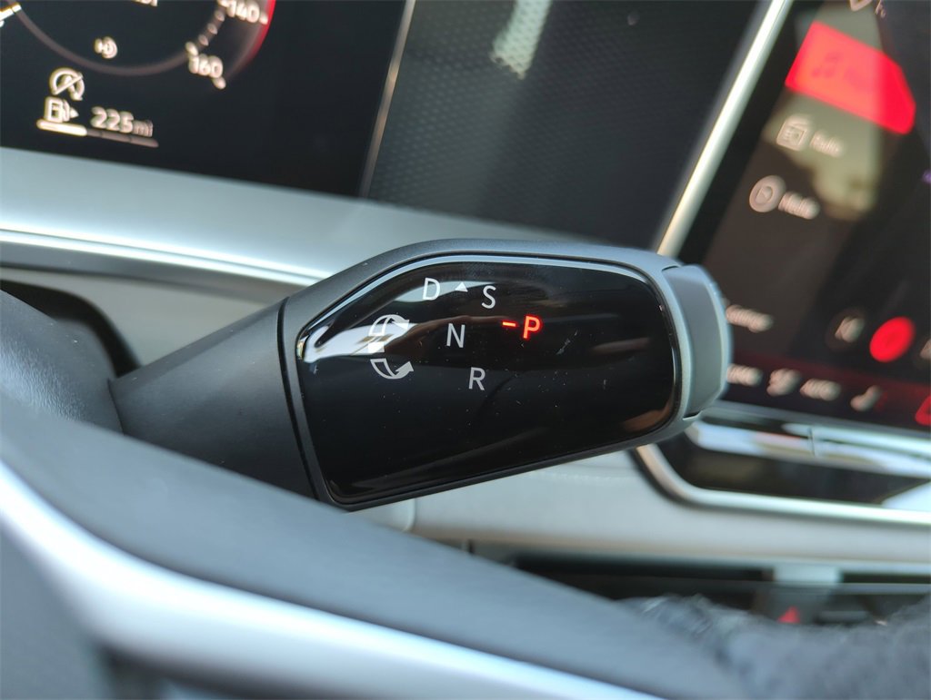 New 2026 Volkswagen Tiguan SE R-Line image 35